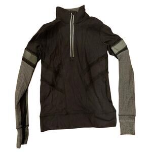 IVIVVA GO AND GLOW HERRINGBONE BLACK PULLOVER TOP SHIRT QUARTER ZIP GRAY Size 10